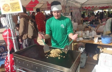 「漬物焼きそば」を調理