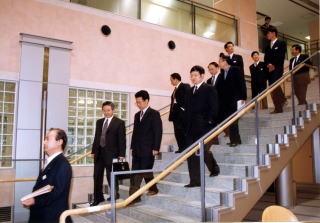 熊野町庁舎にて　庁舎見学の写真１