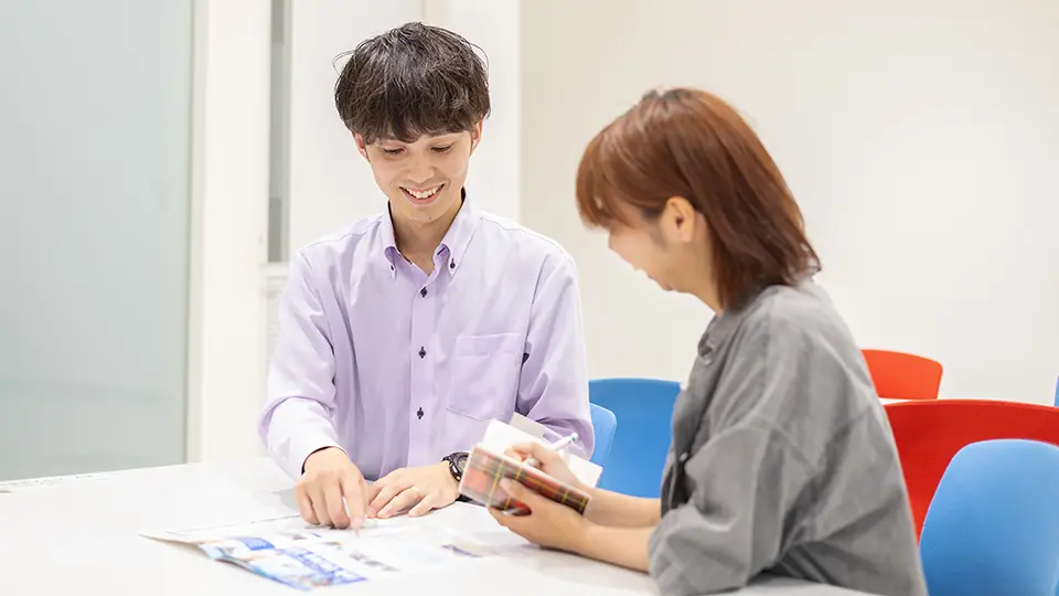 取材に応じる髙延さん