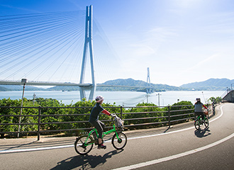 世界屈指の海上のサイクリングロード 画像