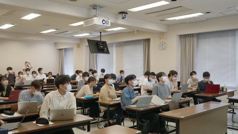 大学内の講義の様子