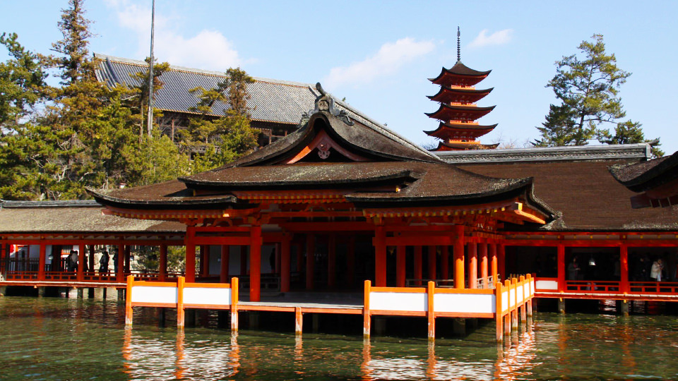 嚴島神社の外観