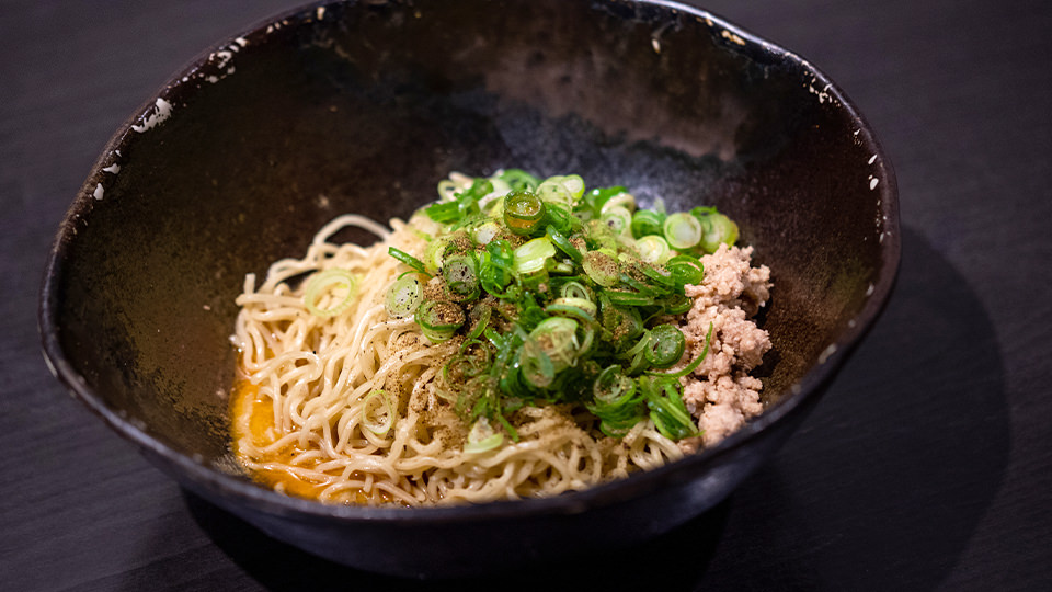 汁なし担々麺