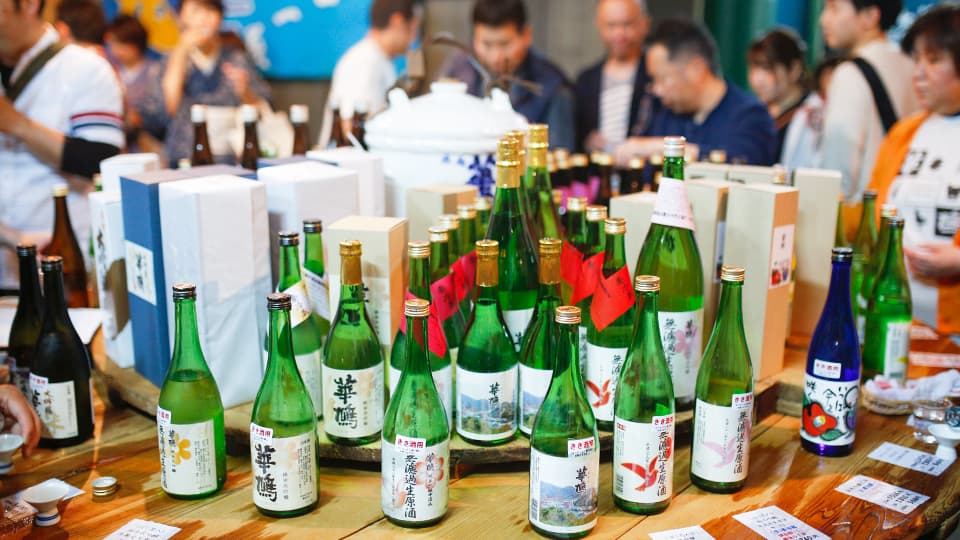 ずらりと並んだ日本酒