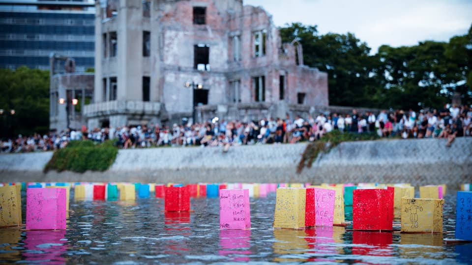 原爆ドーム とうろう流し