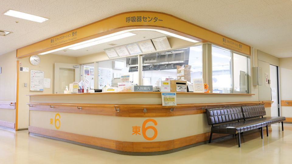 呼吸器センター外観