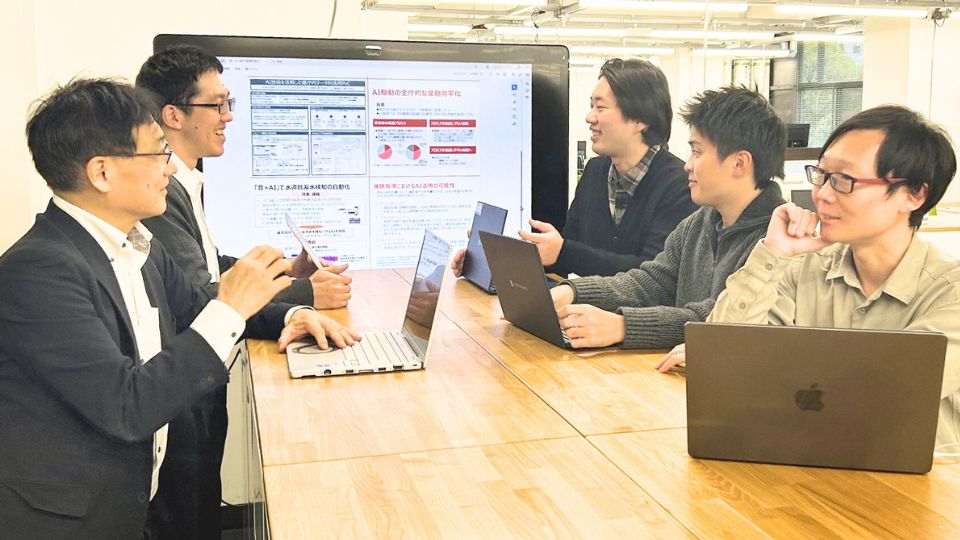 広島AIラボの業務風景