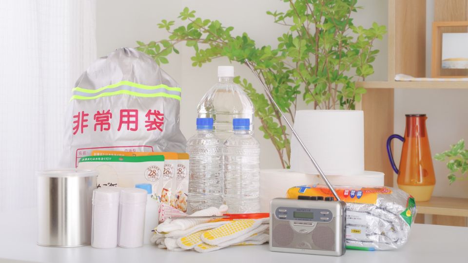 非常用袋と防災グッズ
