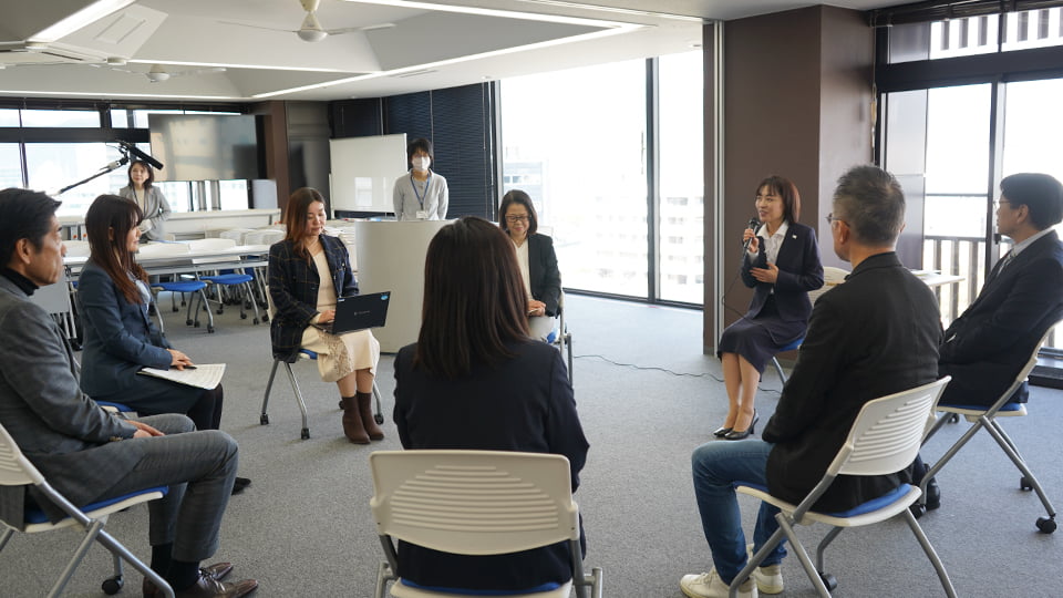 知事と参加者のディスカッション