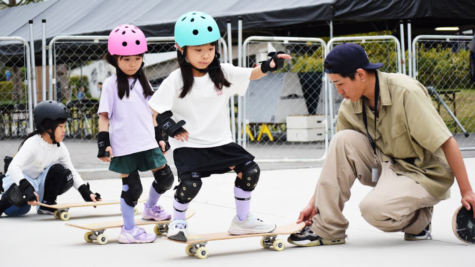 ゲートパークでスケートボード体験
