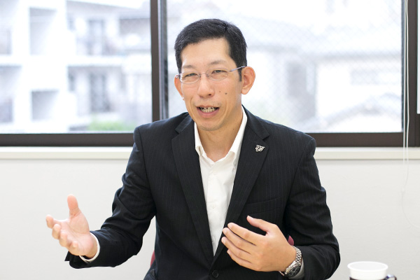 株式会社バルコム＿釘宮幹治氏お写真①