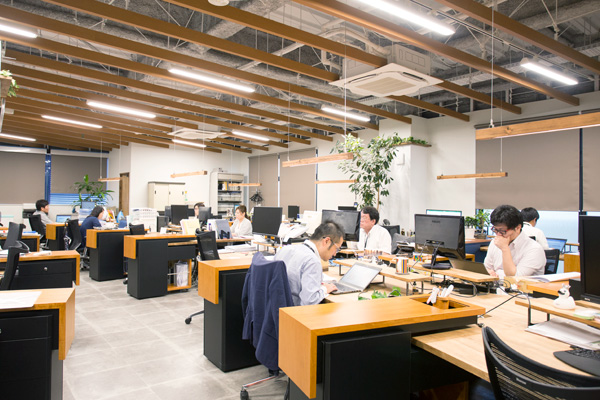 株式会社バルコム＿社内お写真①