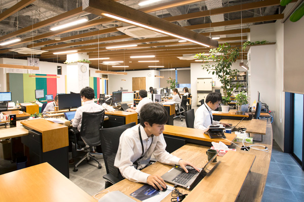 株式会社バルコム＿社内お写真②