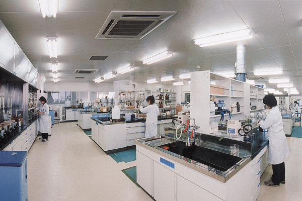 中外テクノス株式会社＿社内お写真②