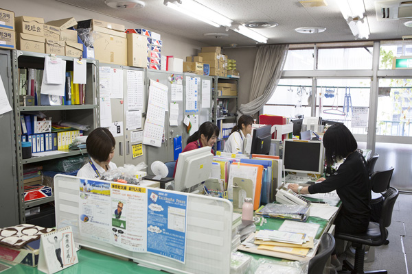 株式会社体育社＿社内お写真①