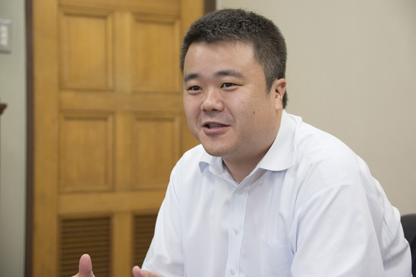 株式会社体育社＿藤井氏お写真
