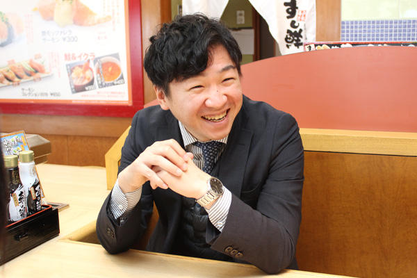 鮮コーポレーション株式会社＿西田龍一氏お写真