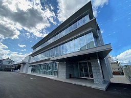 占部建設工業株式会社の写真1枚目