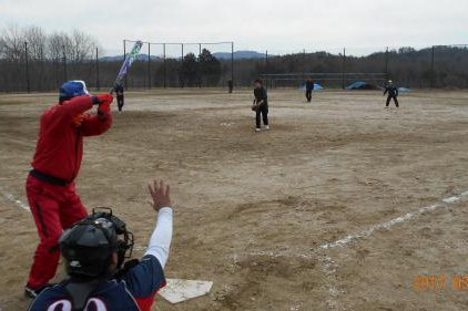 スポーツ大会（ソフトボール）の様子