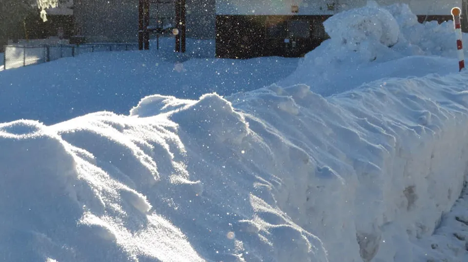 雪が積もる北広島町