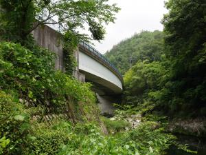 鎧橋