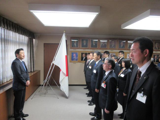 :X議会事務局議会事務局秘書課HP用写真H28年度H29年1月.4仕事はじめ式①仕事はじめ式.JPG