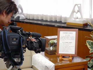 県のテレビ広報番組の取材写真3