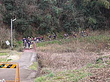 山道の通学路