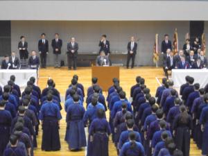広島県警察剣道大会における田中医院の挨拶の模様