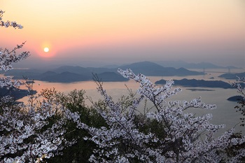 筆景山