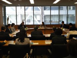 会議の様子１