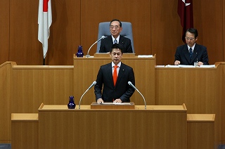 6月定例県議会開会写真1