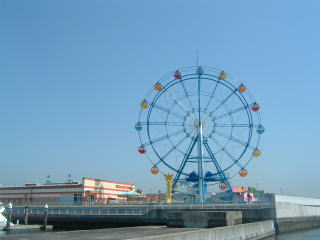 観音マリーナ海浜公園付近