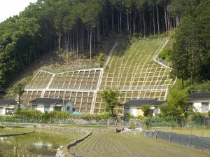 急傾斜対策事業山根地区