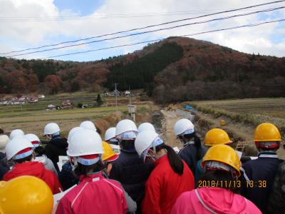 災害工事現場における説明の様子