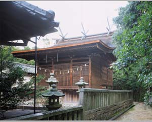 桂濱神社本殿