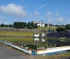 ①果樹研究部の貯水池