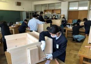 小学校における木工体験