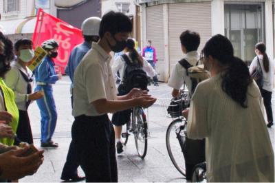 尾道警察署交通安全街頭指導３