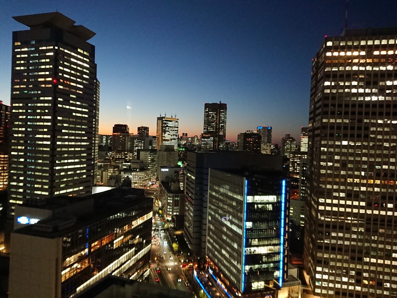 東京事務所からの夕景