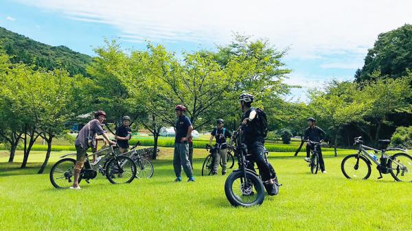 地元ガイドとめぐるe-BIKEの旅とサイクリング拠点づくり