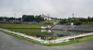 果樹研究部の貯水池（全景）