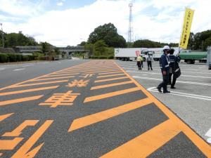 街頭キャンペーン実施状況写真１