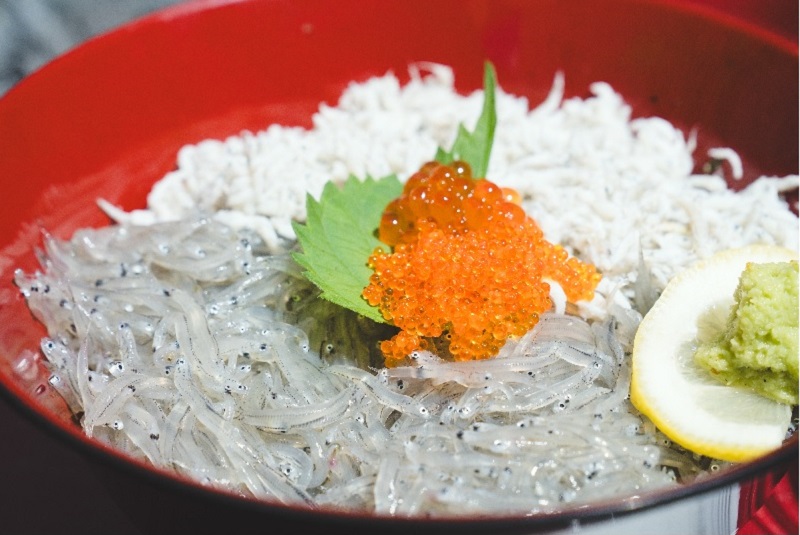 生しらすとイクラの海鮮丼