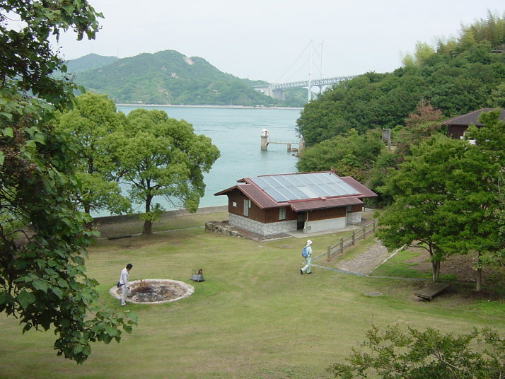 シャワー棟