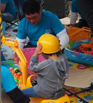 おもちゃのショベル