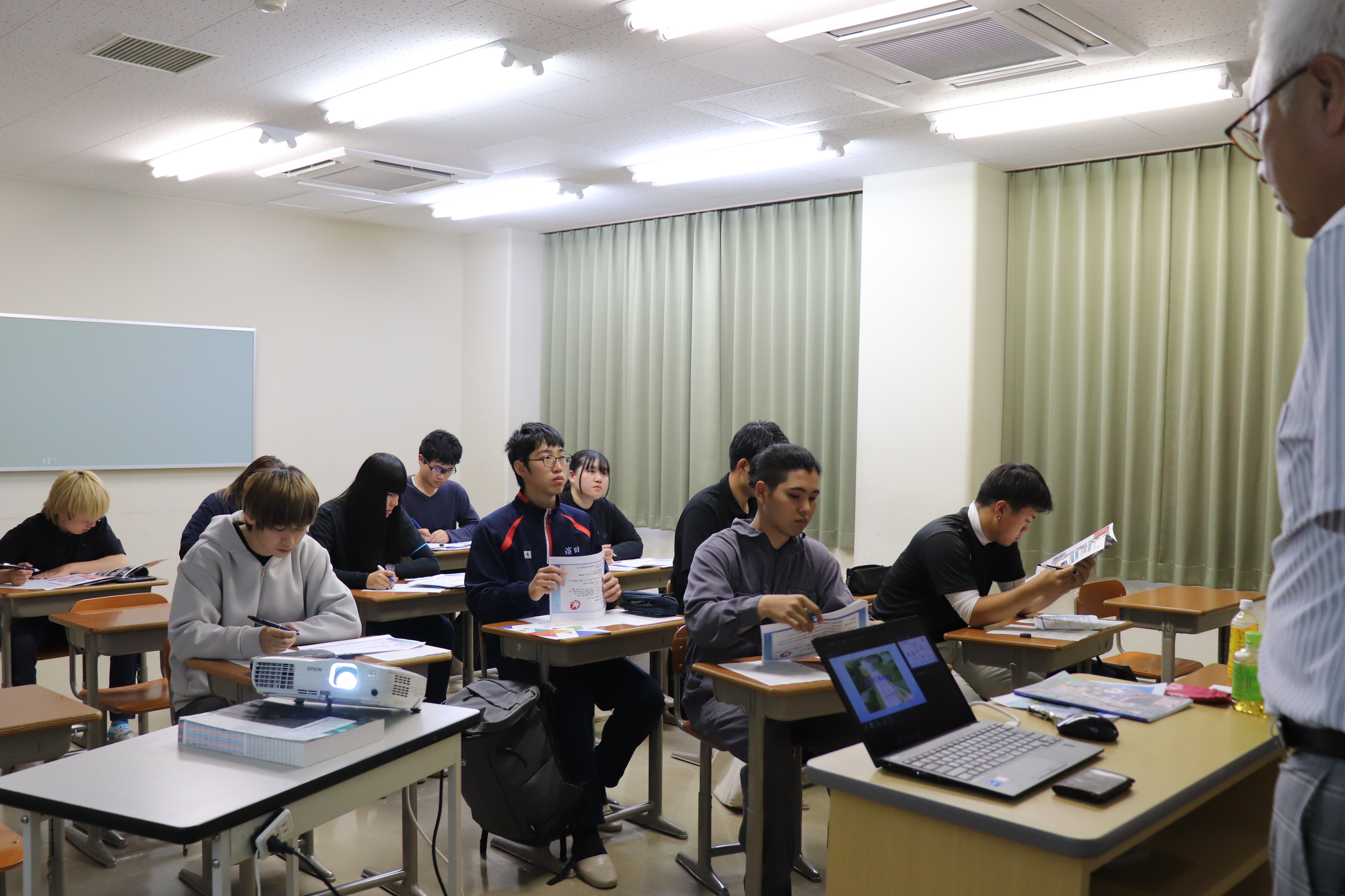 参加企業３
