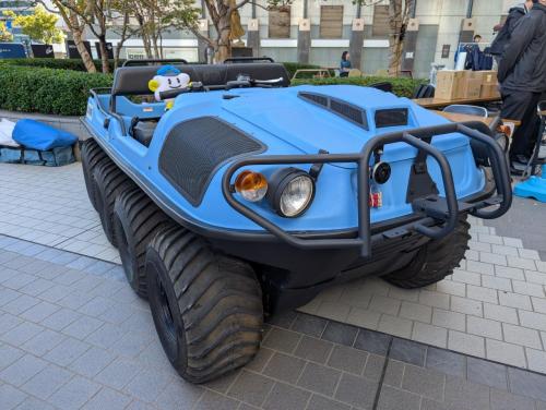 メイプル君の車両乗車体験の様子