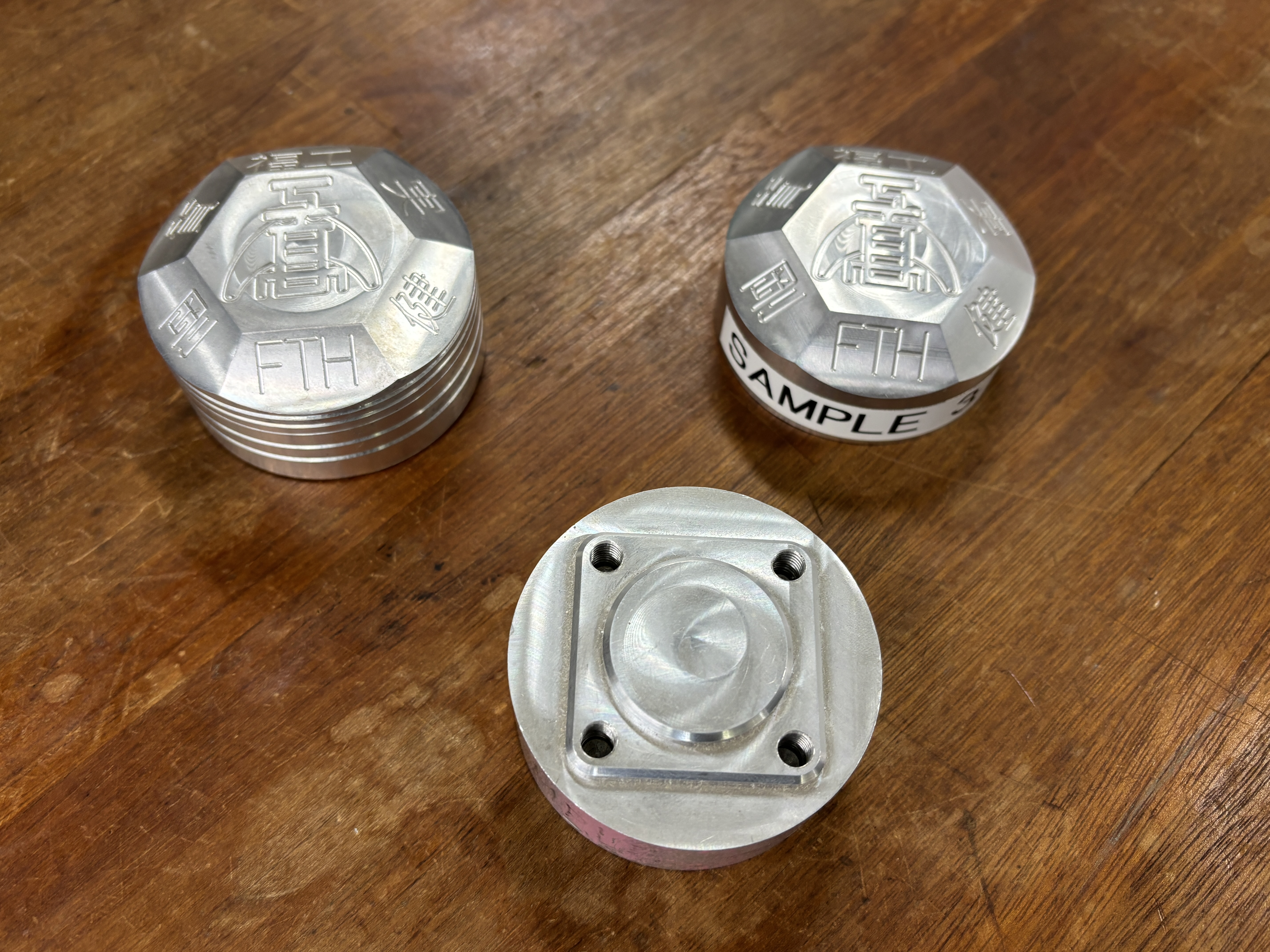 マシニングセンタで加工した金属