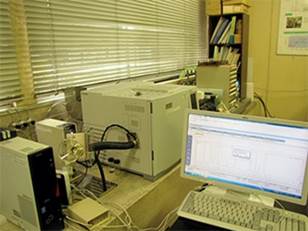 ガスクロマトグラフとにおい嗅ぎ装置